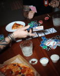 Blaze Pizza: Get $5 cash back with every $25 gift card purchase