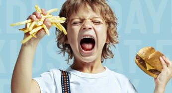 Smashburger: Kids eat FREE every Wednesday